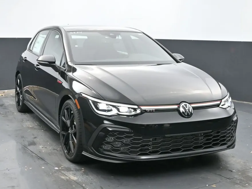 2024 Volkswagen Golf GTI 380 SE photo 1