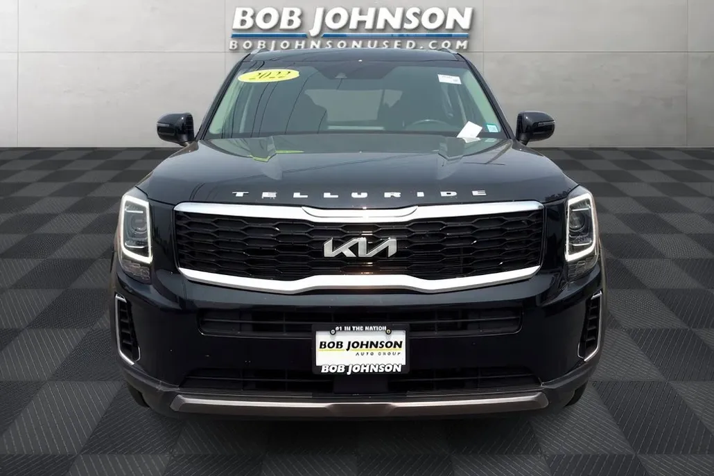 2022 Kia Telluride S photo 1