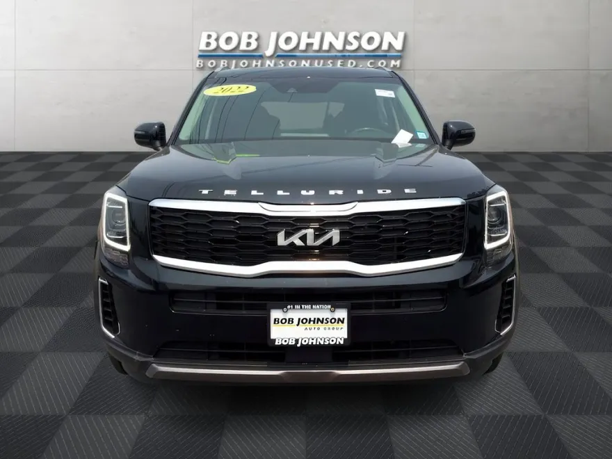 2022 Kia Telluride S photo 1