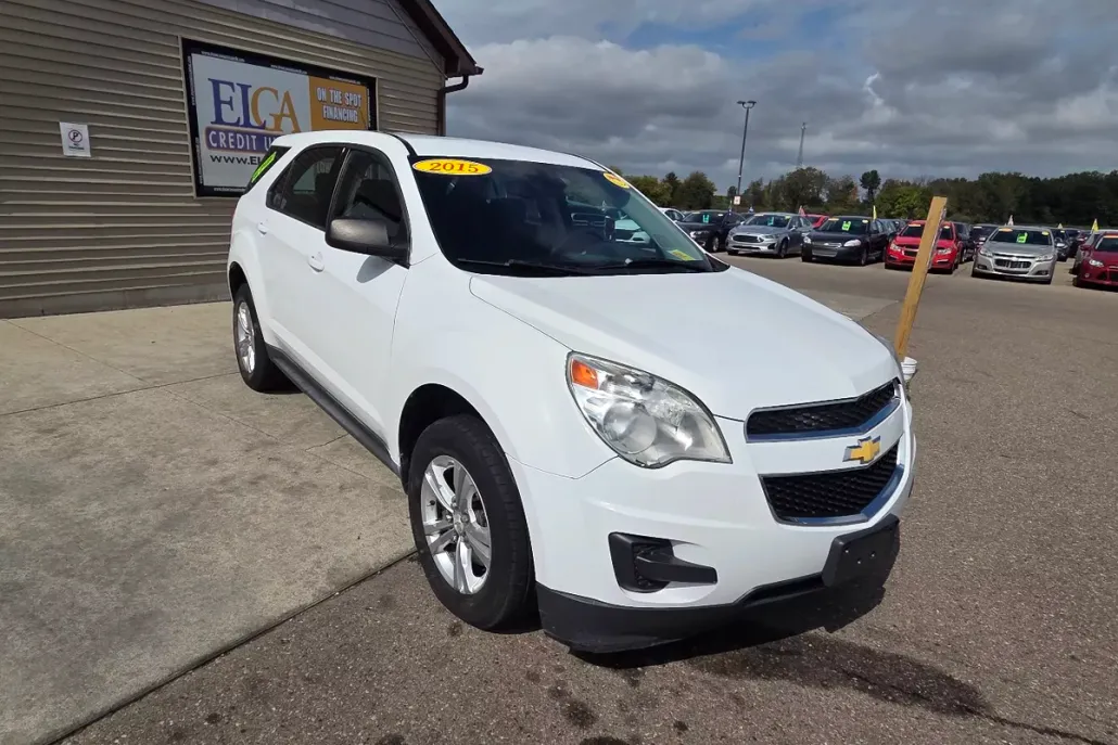 2015 Chevrolet Equinox LS photo 1