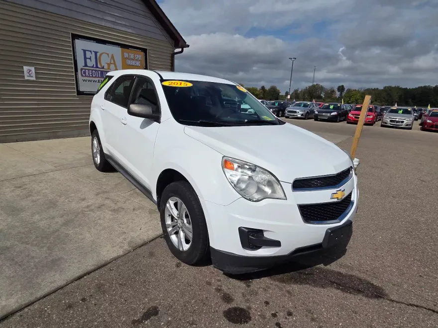 2015 Chevrolet Equinox LS photo 1