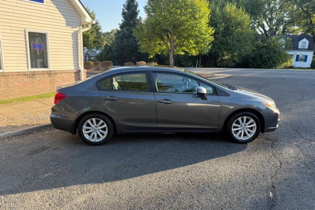 2012 Honda Civic EX photo 1