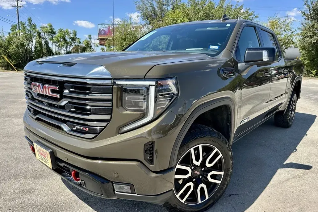 2023 Gmc Sierra 1500 AT4 photo 1