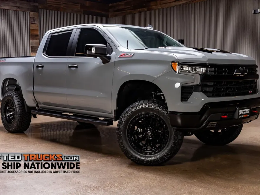 2024 Chevrolet Silverado 1500 LT Trail Boss photo 1