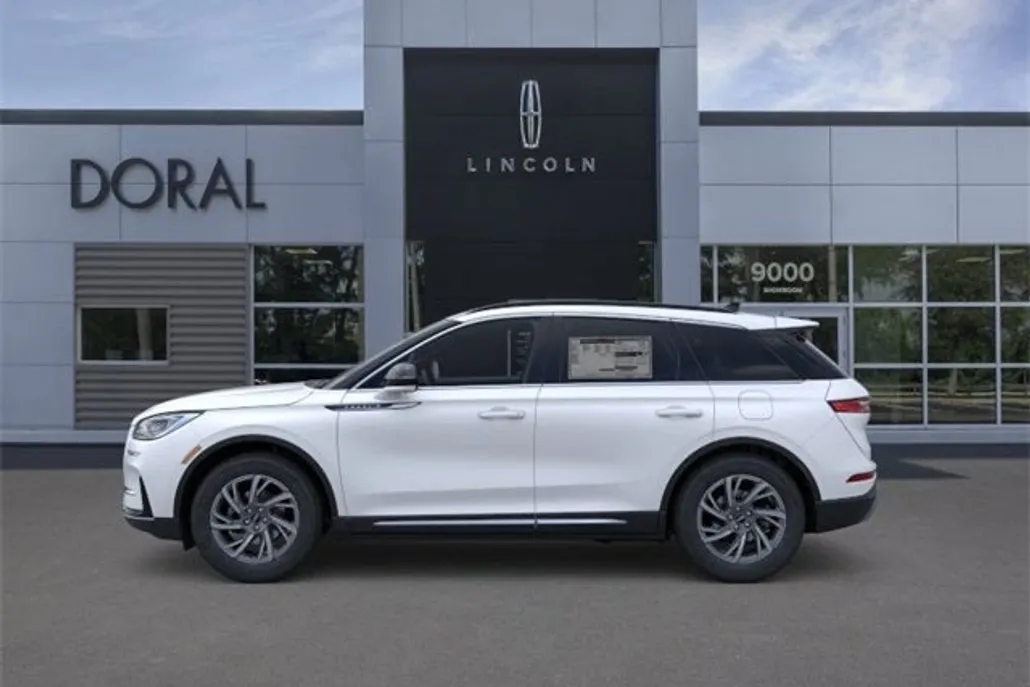 2025 Lincoln Corsair Premiere photo 1