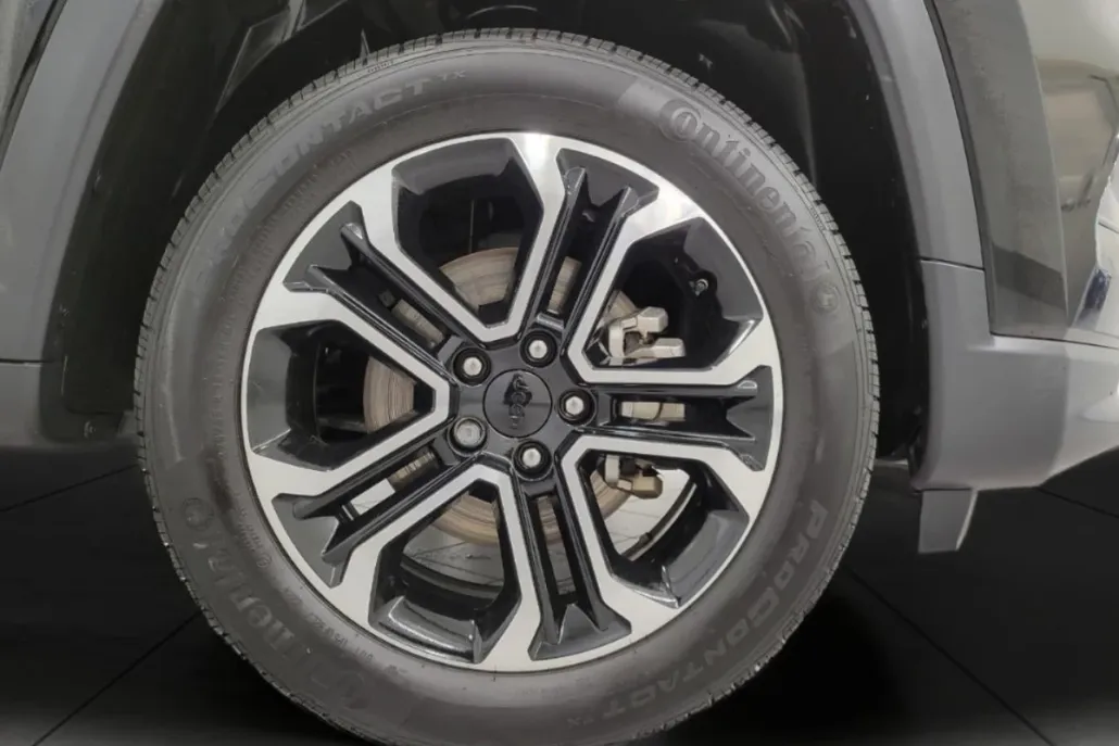 2022 Jeep Compass Limited photo 1