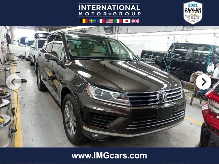 2016 Volkswagen Touareg V6 TDI Lux photo 1