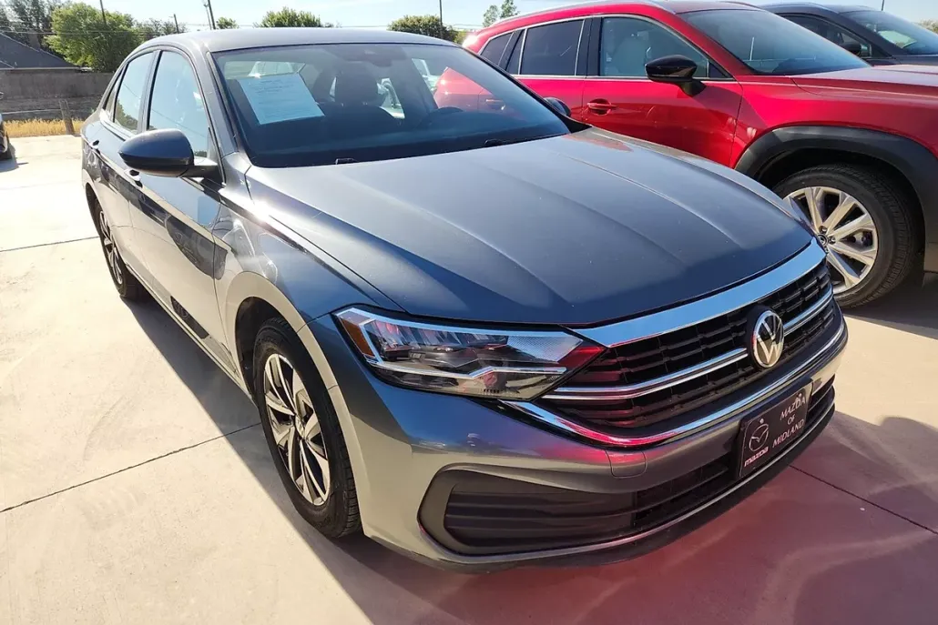 2024 Volkswagen Jetta 1.5T photo 1