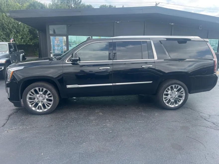 2020 Cadillac Escalade ESV Premium Luxury photo 1