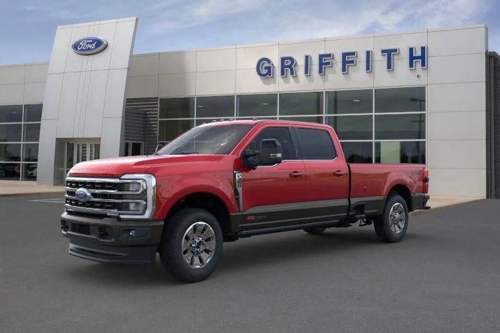 2025 Ford F-350 King Ranch photo 1