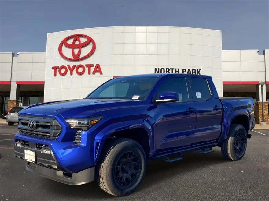 2025 Toyota Tacoma SR5 photo 1