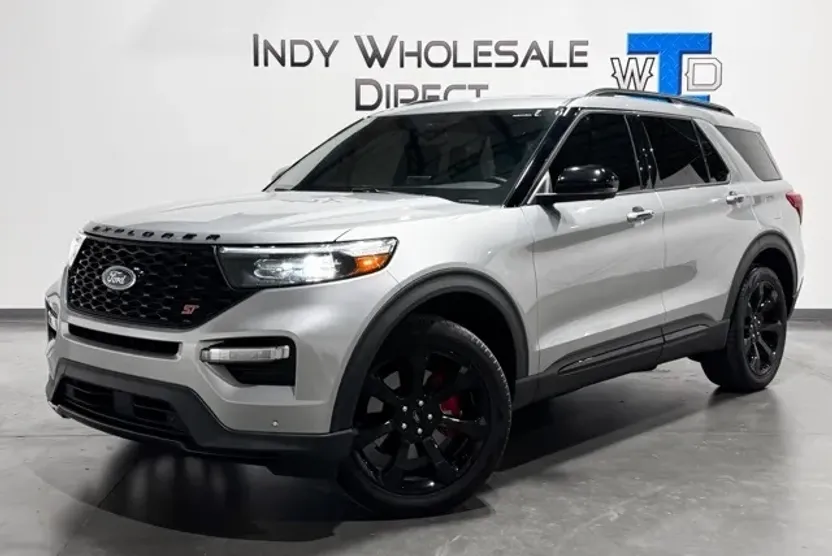 2022 Ford Explorer ST photo 1