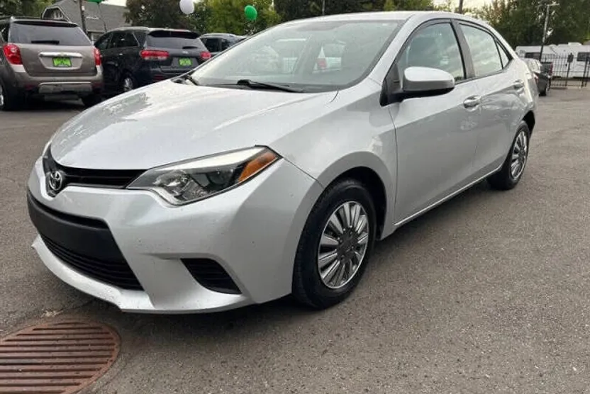 2014 Toyota Corolla L photo 1