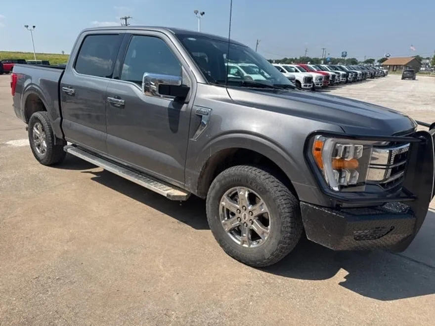 2023 Ford F-150 Lariat photo 1