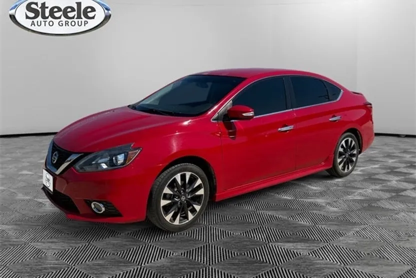 2016 Nissan Sentra SR photo 1