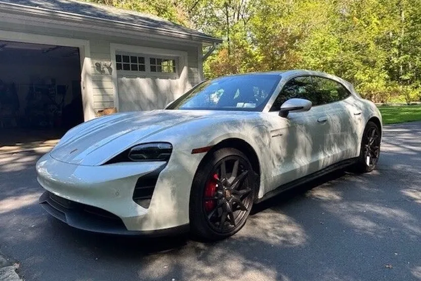 2023 Porsche Taycan GTS Sport Turismo photo 1