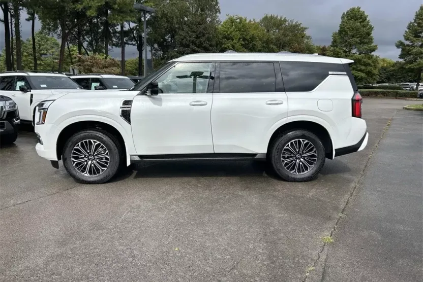 2026 Nissan Armada Platinum photo 1