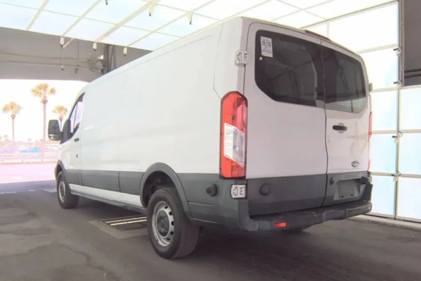 2017 Ford Transit Van photo 1