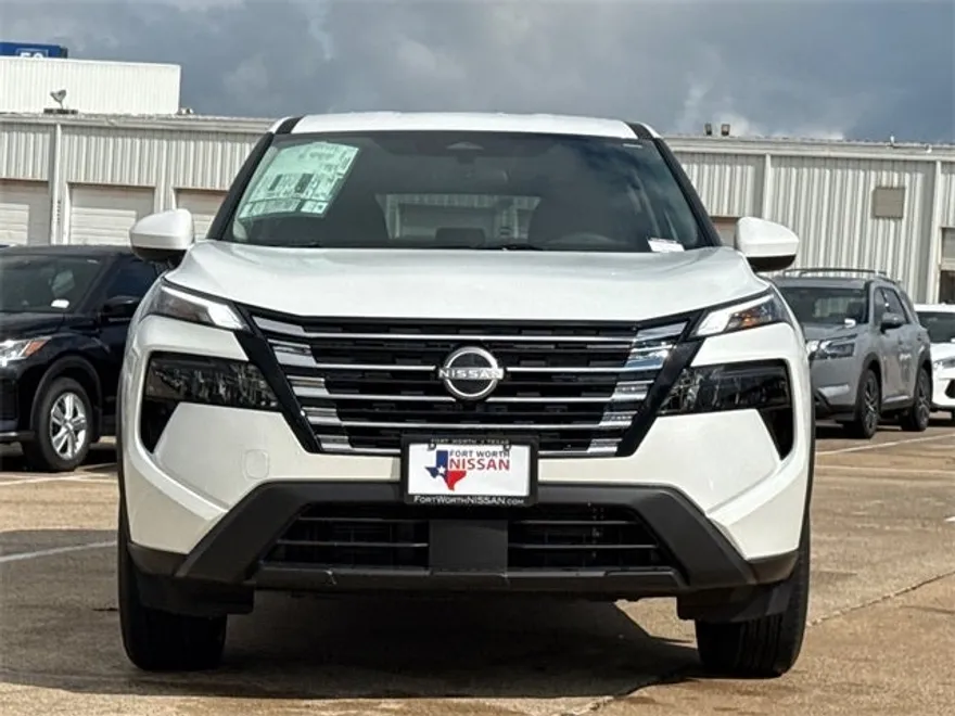 2026 Nissan Rogue SV photo 1
