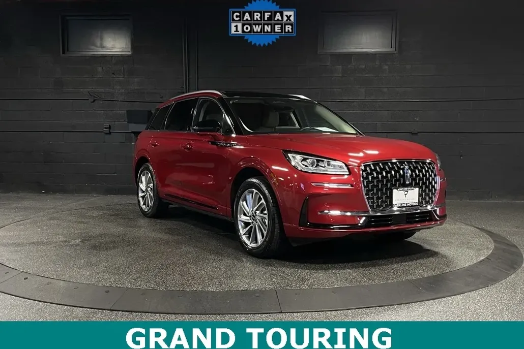 2024 Lincoln Corsair Grand Touring photo 1