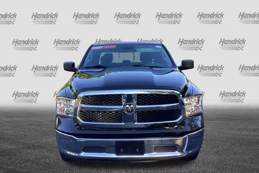 2019 Ram 1500 Classic SLT photo 1