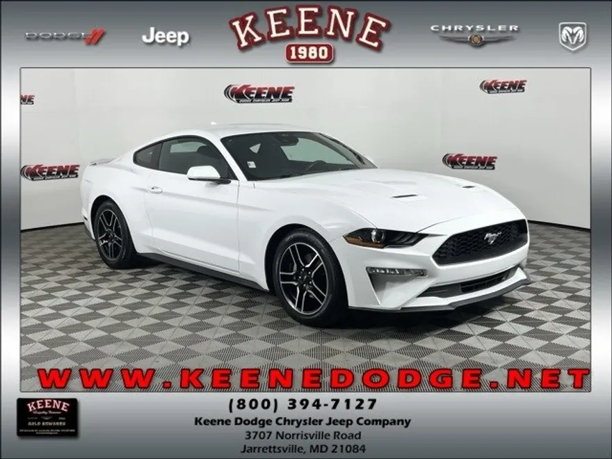 2022 Ford Mustang EcoBoost photo 1
