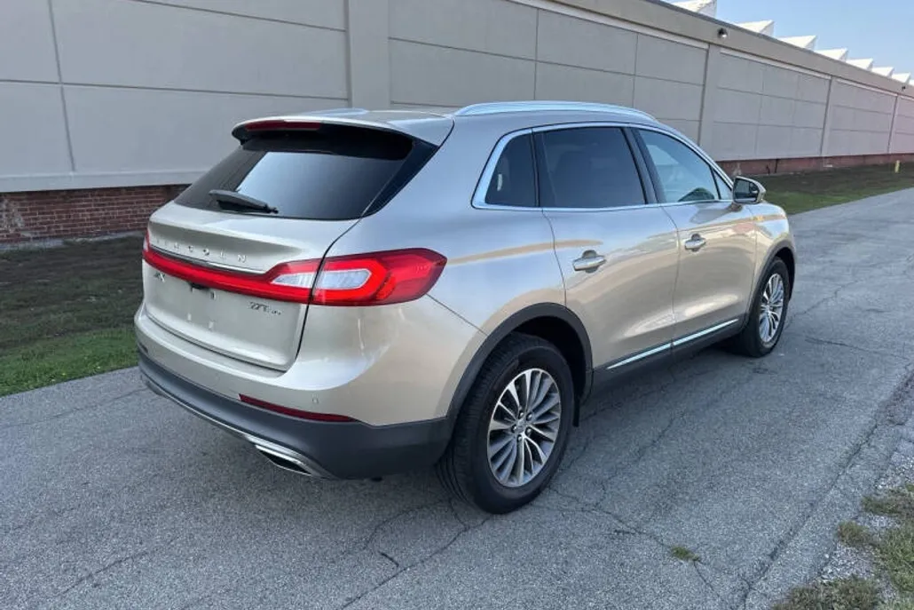 2017 Lincoln MKX Select photo 1