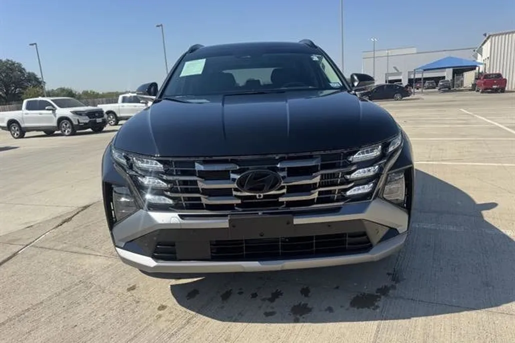2025 Hyundai Tucson Hybrid Limited photo 1