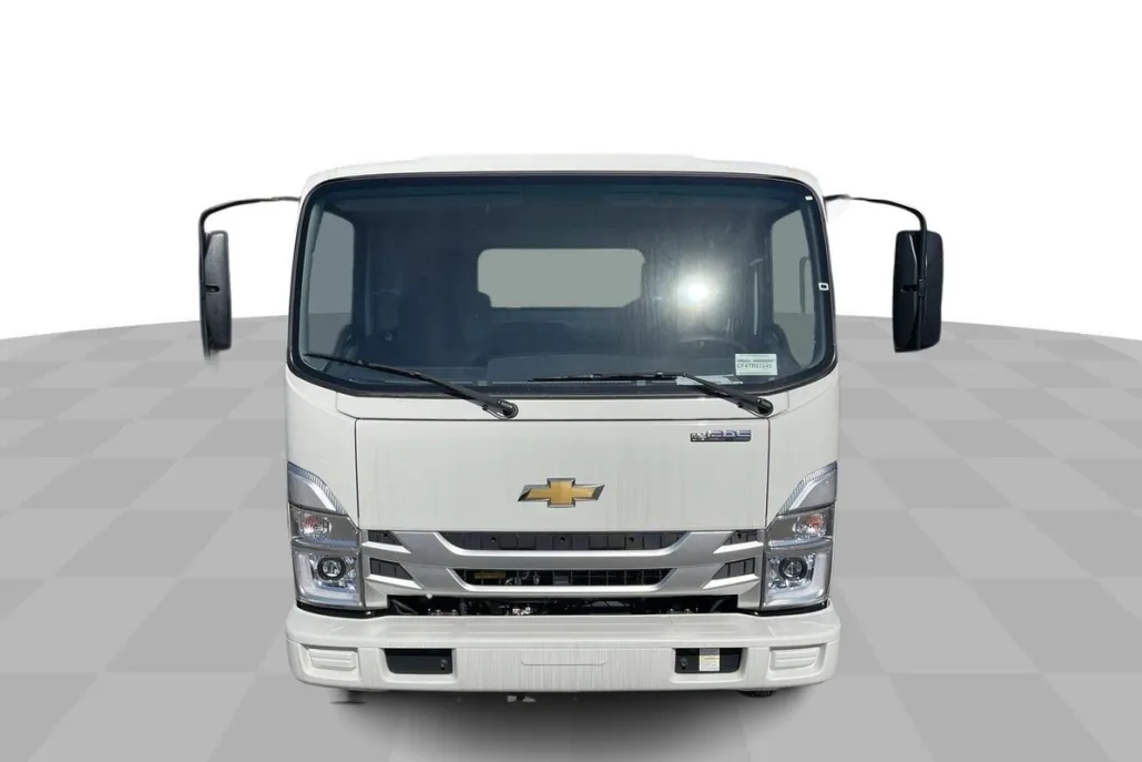 2024 Chevrolet Silverado photo 1