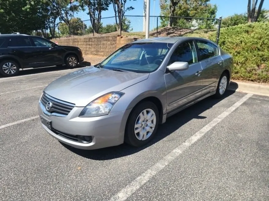 2009 Nissan Altima 2.5 S photo 1