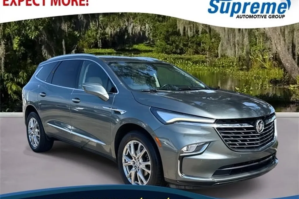 2023 Buick Enclave Essence photo 1