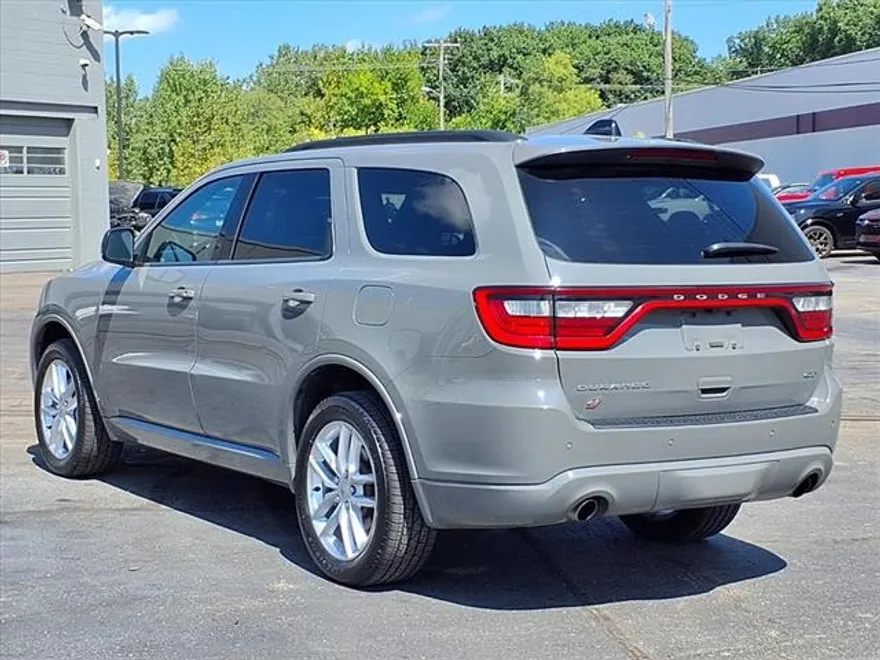 2023 Dodge Durango GT Plus photo 1