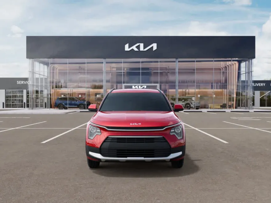 2025 Kia Niro LX photo 1