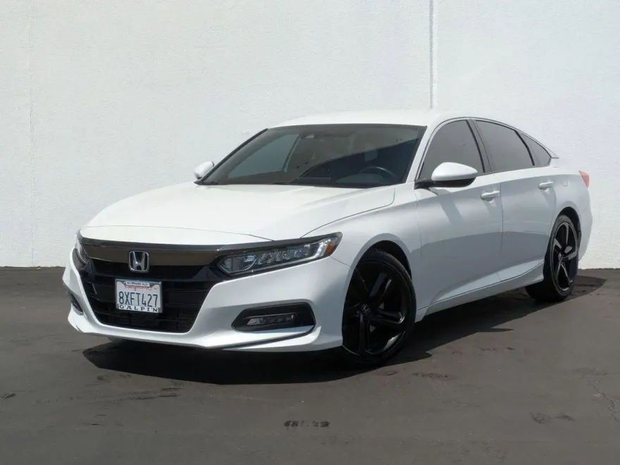 2020 Honda Accord LX photo 1