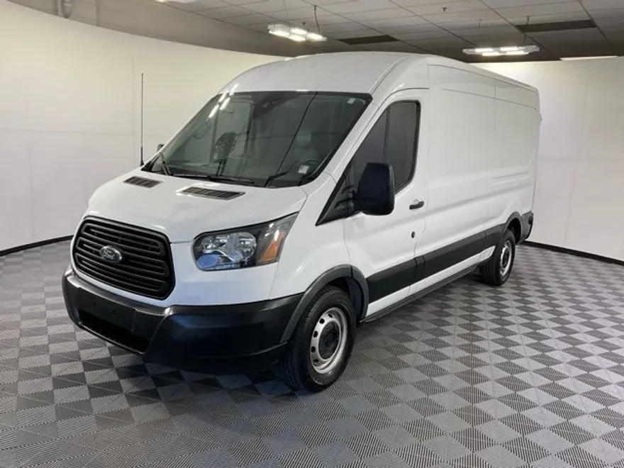 2019 Ford Transit photo 1