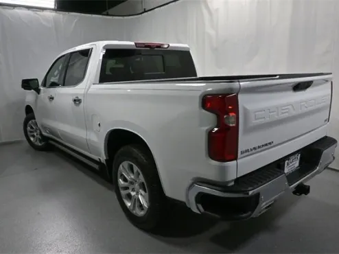 2022 Chevrolet Silverado 1500 LTZ photo 4