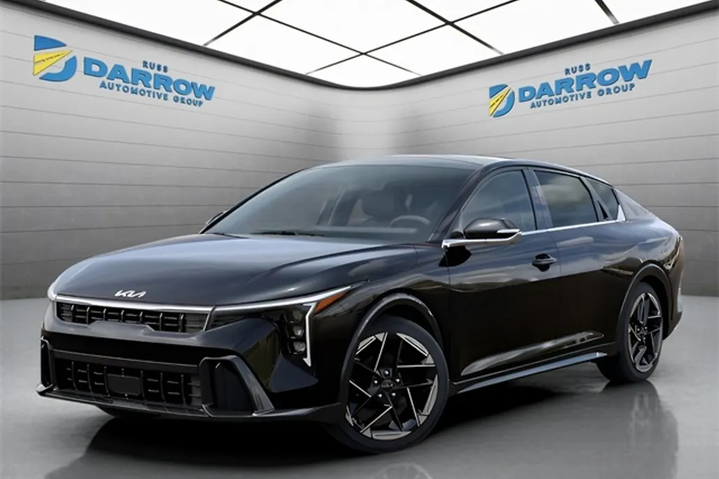 2025 Kia K4 GT-Line photo 1