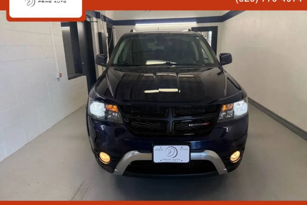2020 Dodge Journey Crossroad photo 1
