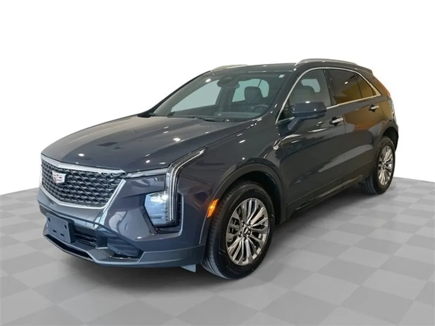 2025 Cadillac XT4 Premium Luxury photo 1
