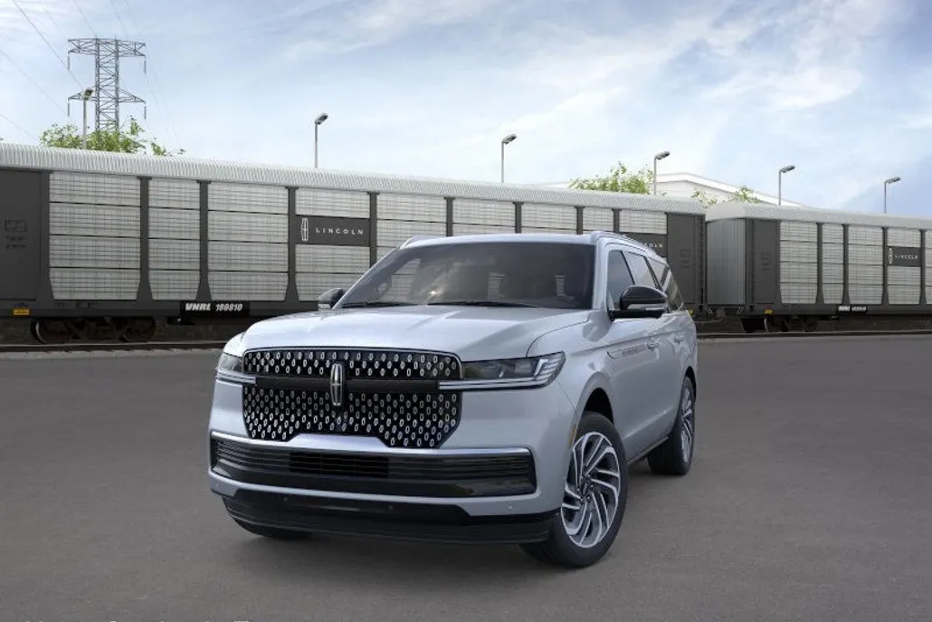 2025 Lincoln Navigator Reserve photo 1