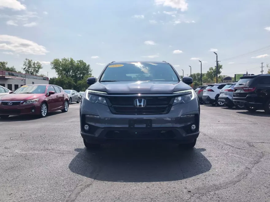 2022 Honda Pilot Special Edition photo 1