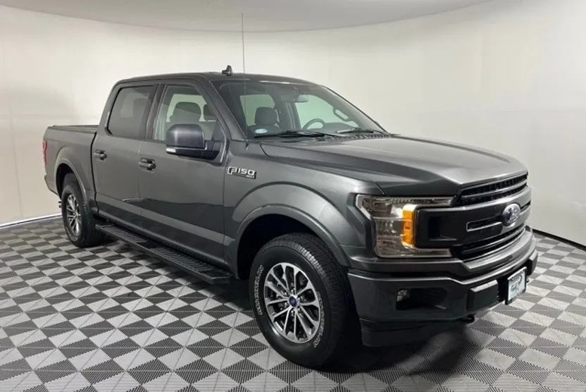 2020 Ford F-150 XLT photo 1