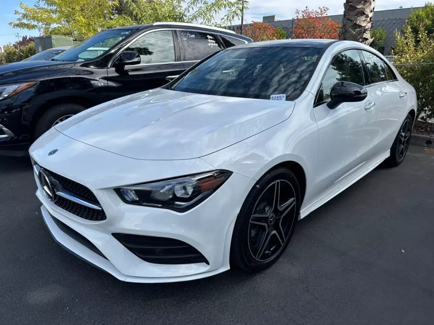 2023 Mercedes Benz CLA 250 photo 1