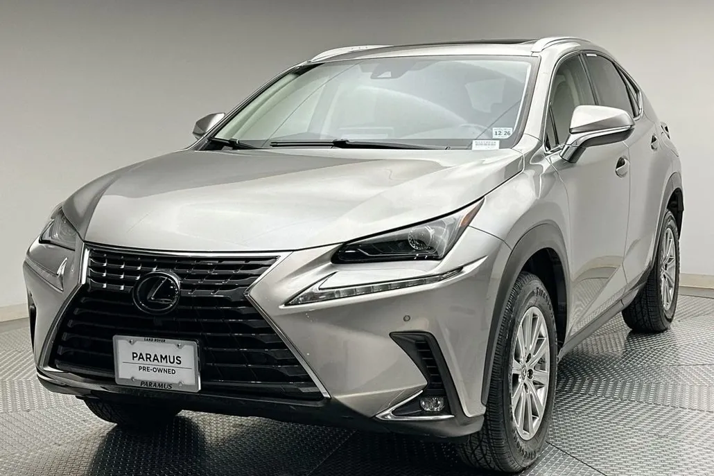 2021 Lexus NX 300 photo 1