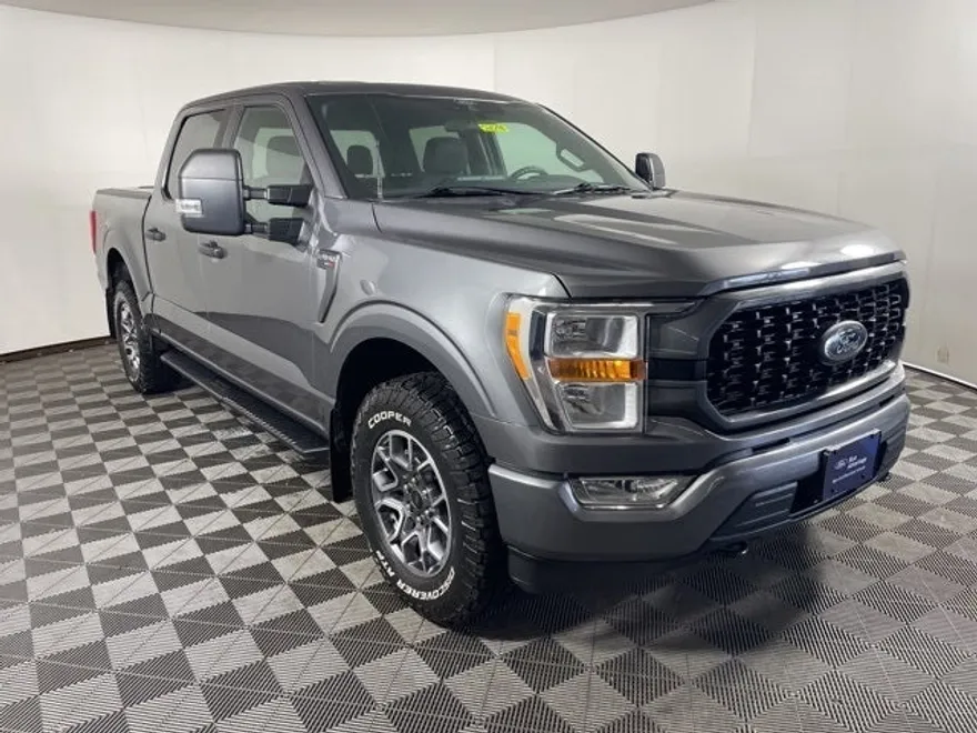 2021 Ford F-150 XL photo 1