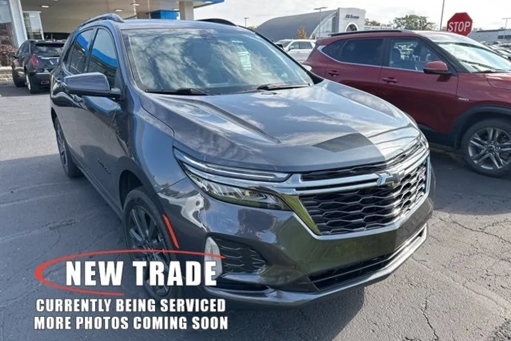 2023 Chevrolet Equinox RS photo 1