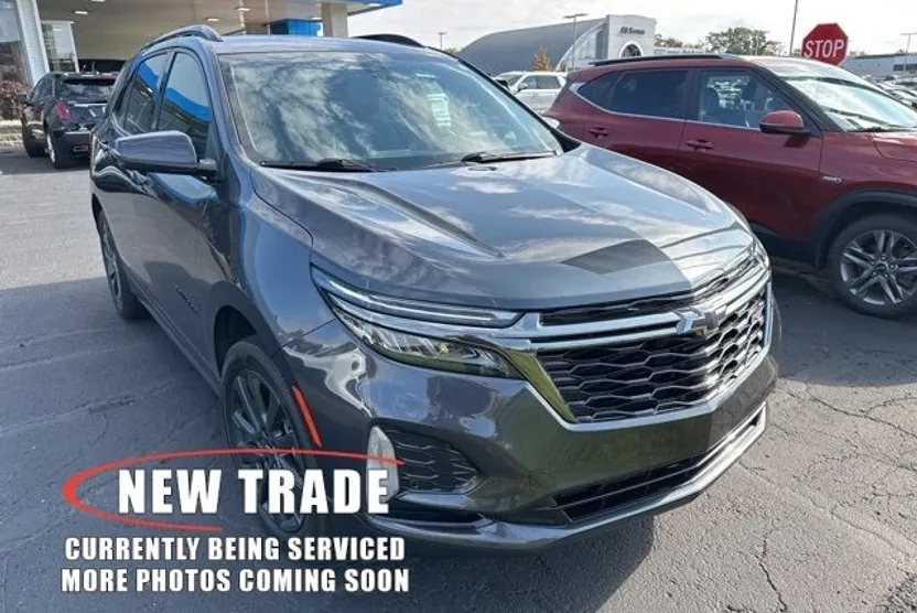 2023 Chevrolet Equinox RS photo 1