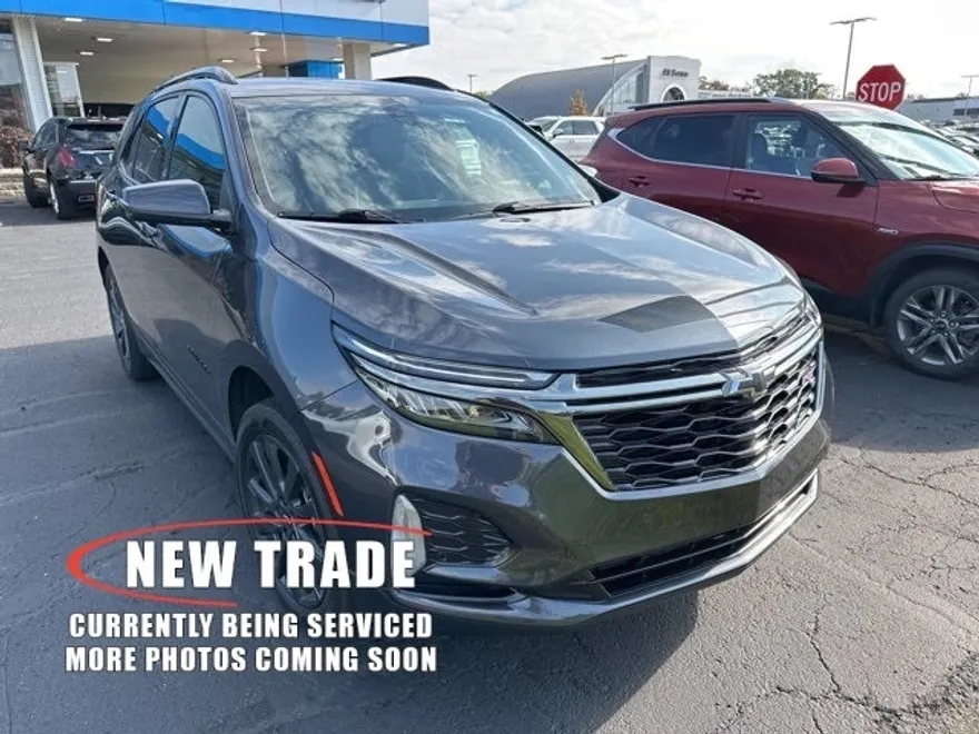 2023 Chevrolet Equinox RS photo 1