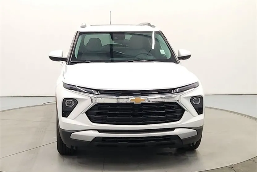 2026 Chevrolet Trailblazer LT photo 1