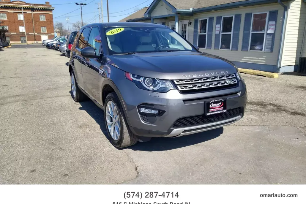2019 Land Rover Discovery Sport HSE photo 1